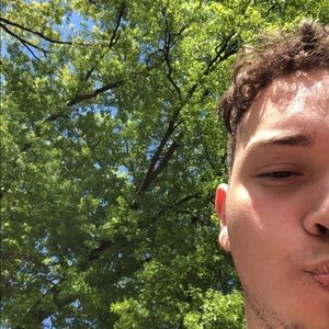 Meet your Posher, Daniel